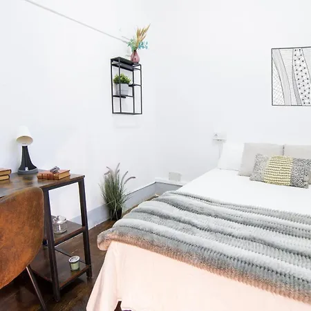 Apartamento Precioso Grande En Plaza Cervantes
